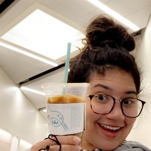 Meet your Posher, Bailey